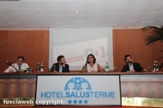 Il ministro Maurizio Martina e l\'europarlamentare Simona Bonafè