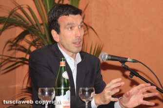 Il ministro Maurizio Martina e l\'europarlamentare Simona Bonafè