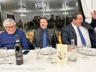 Il ministro Salvini alla cena della Lega