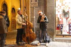 Il Natale illumina il centro