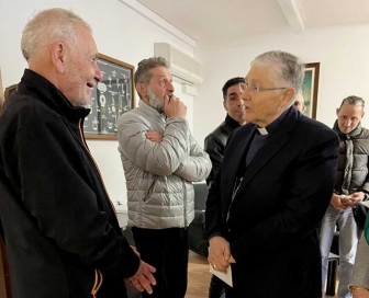 Il nuovo vescovo Piazza in visita a Santa Rosa, alla Quercia, al carcere e a Villa Rosa