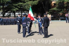Il passaggio di consegne alla scuola marescialli Am