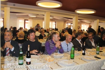 Il pranzo sociale dei facchini di santa Rosa