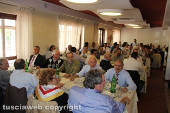 Il pranzo sociale dei facchini di santa Rosa