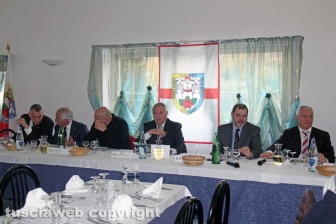 Il pranzo sociale dei facchini