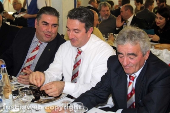 Il pranzo sociale dei facchini