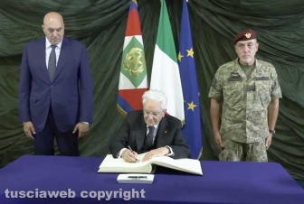 Il presidente Sergio Mattarella al poligono di Monte Romano