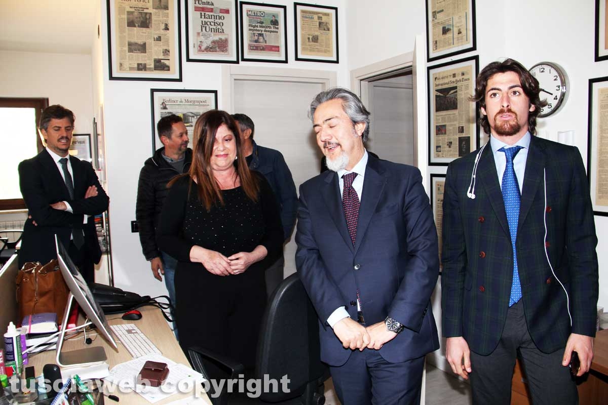 Viterbo - Il presidente del parlamento europeo Antonio Tajani in visita alla Tusciaweb Academy