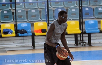 Il primo allenamento della Stella azzurra