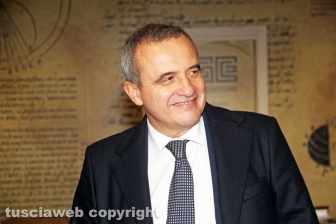 Il questore Fausto Vinci in visita a Tusciaweb