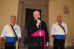 Il vescovo interviene al raduno dei facchini nella sala del Conclave