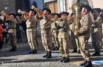 A Montefiascone il raduno provinciale dei bersaglieri con fanfare e labari