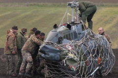 Il recupero di un Ab 206 che era crollato nei pressi di Tuscania