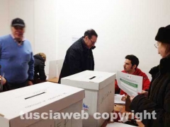 Il rettore Mancini vota alle primarie del Pd