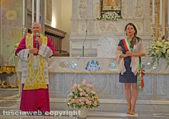 Patto d'amore Madonna della Quercia - Il vescovo Francesco Orazio Piazza e la sindaca Frontini