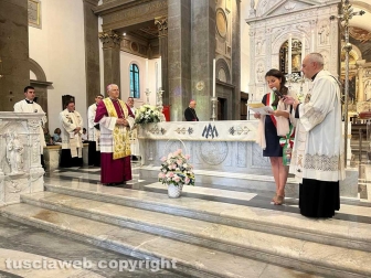 Patto d'amore Madonna della Quercia - Il vescovo Piazza e la sindaca Chiara Frontini