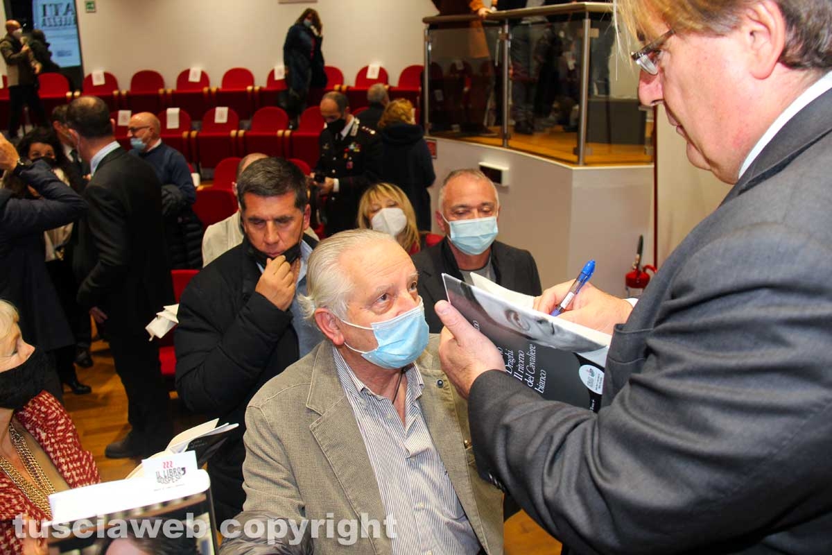 Viterbo - Pirati della bellezza - Intervista a Roberto Napoletano