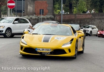 Il rombo dei motori della Mille miglia fa vibrare Viterbo