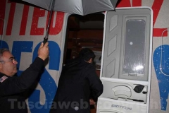 Renzi sale sul camper