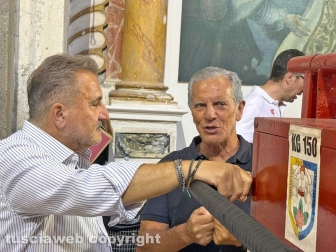 Facchini di santa Rosa - Il secondo giorno delle prove di portata - Enrico Panunzi con Massimo Mecarini