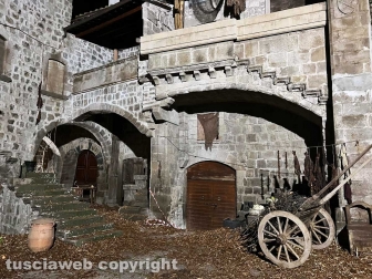 Il set di The Decameron