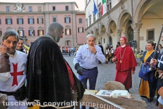 Il sindaco Giovanni Arena in singolar tenzone