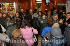 Villa Buon respiro, il sit-in dei genitori dei malati psichici alla Cittadella della salute