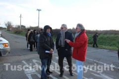 Il sit-in contro i rifiuti di Roma