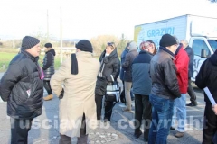 Il sit-in contro i rifiuti di Roma