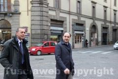 L\'amministratore delegato della Unopiù Dolcino entra in prefettura