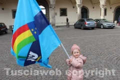 I lavoratori della Unopiù in piazza del Plebiscito con le famiglie