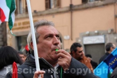 I lavoratori della Unopiù in piazza del Plebiscito