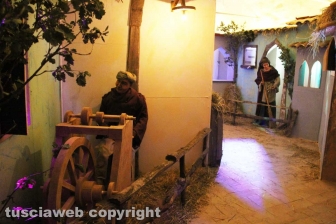 Il suggestivo presepe a Palazzo dei Papi