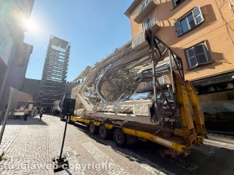 Macchina di Santa Rosa - Il trasporto dei pezzi per il montaggio di Dies Natalis