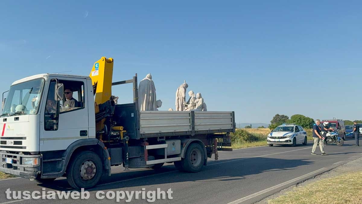 Macchina di Santa Rosa - È iniziato il trasporto dei pezzi per il montaggio di Dies Natalis