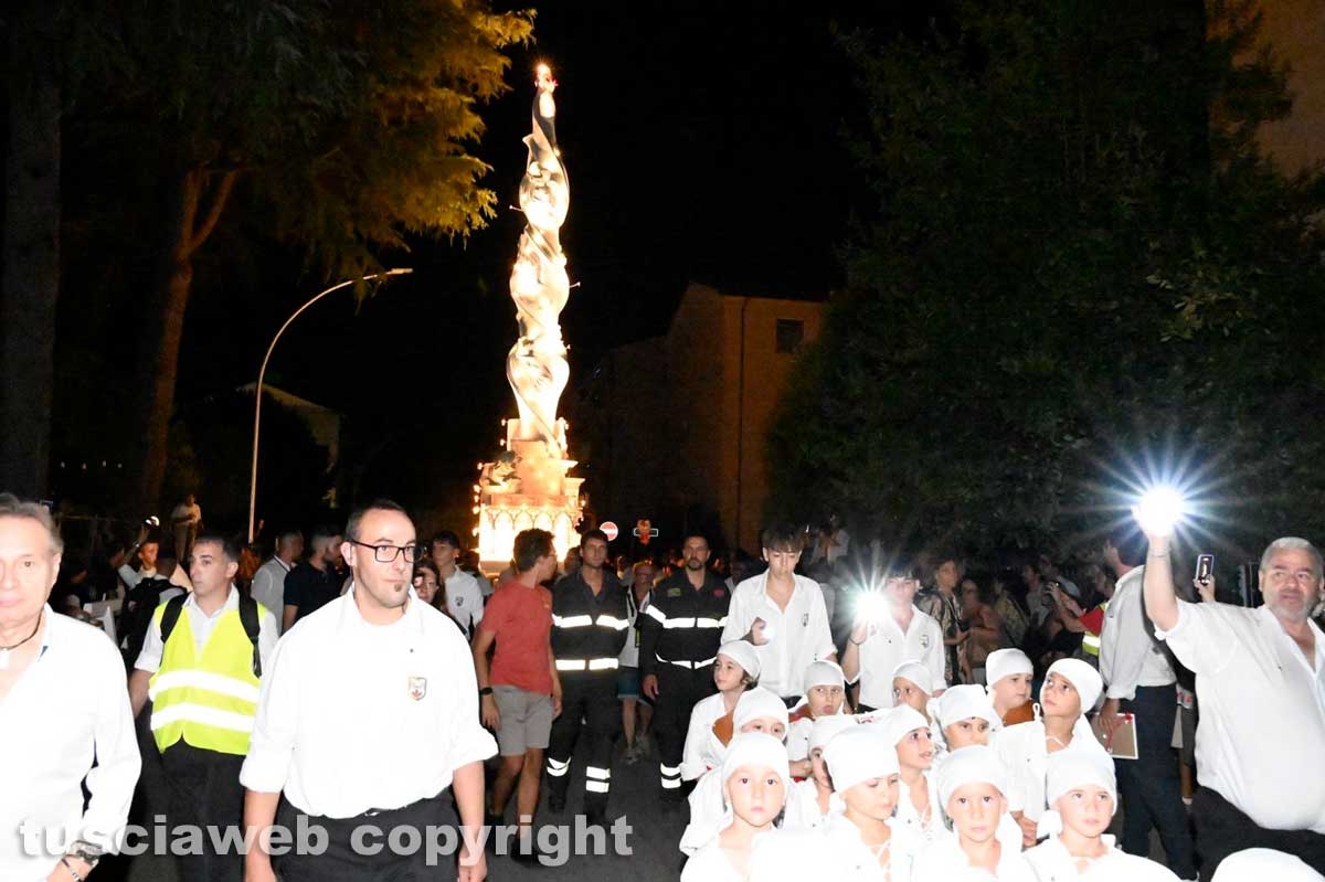 Santa Rosa - Il trasporto della minimacchina del Pilastro Armonia celeste