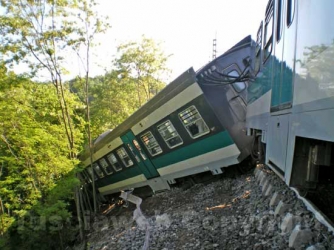 Il treno deragliato nel 2011 tra Soriano e Vitorchiano, in località Fornacchia