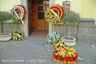 Il tricolore sul feretro di Mauro Marsiglioni