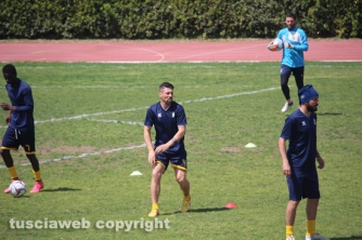 Calcio - Il trionfo della Viterbese