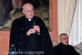 <p>Il vescovo Lino Fumagalli e don Massimiliano Balsi</p>