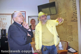 Il vescovo Orazio Francesco Piazza in visita a Tusciaweb
