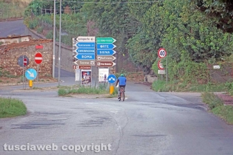Il viaggio in bicicletta del bracciante straniero