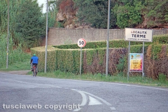 Il viaggio in bicicletta del bracciante straniero
