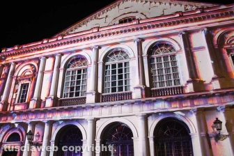 Il video mapping sul teatro dell'Unione