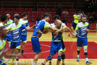 Il Volley club Orte festeggia la salvezza