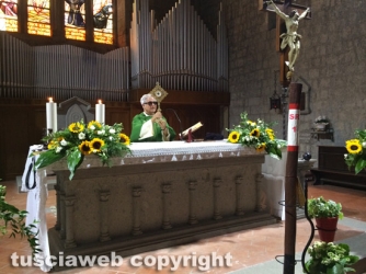 Benedizione impartita da padre Agostino Mallucci