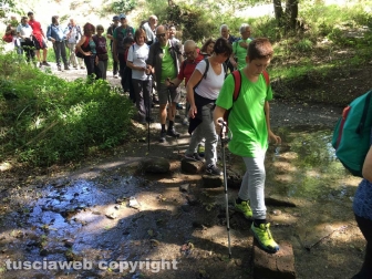 In cammino sulle vie dell'esilio di santa Rosa