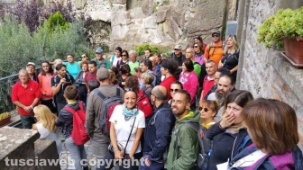 In cammino sulle vie dell'esilio di santa Rosa