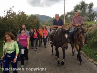 In cammino sulle vie dell'esilio di santa Rosa