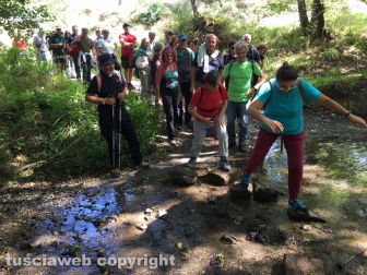 In cammino sulle vie dell'esilio di santa Rosa